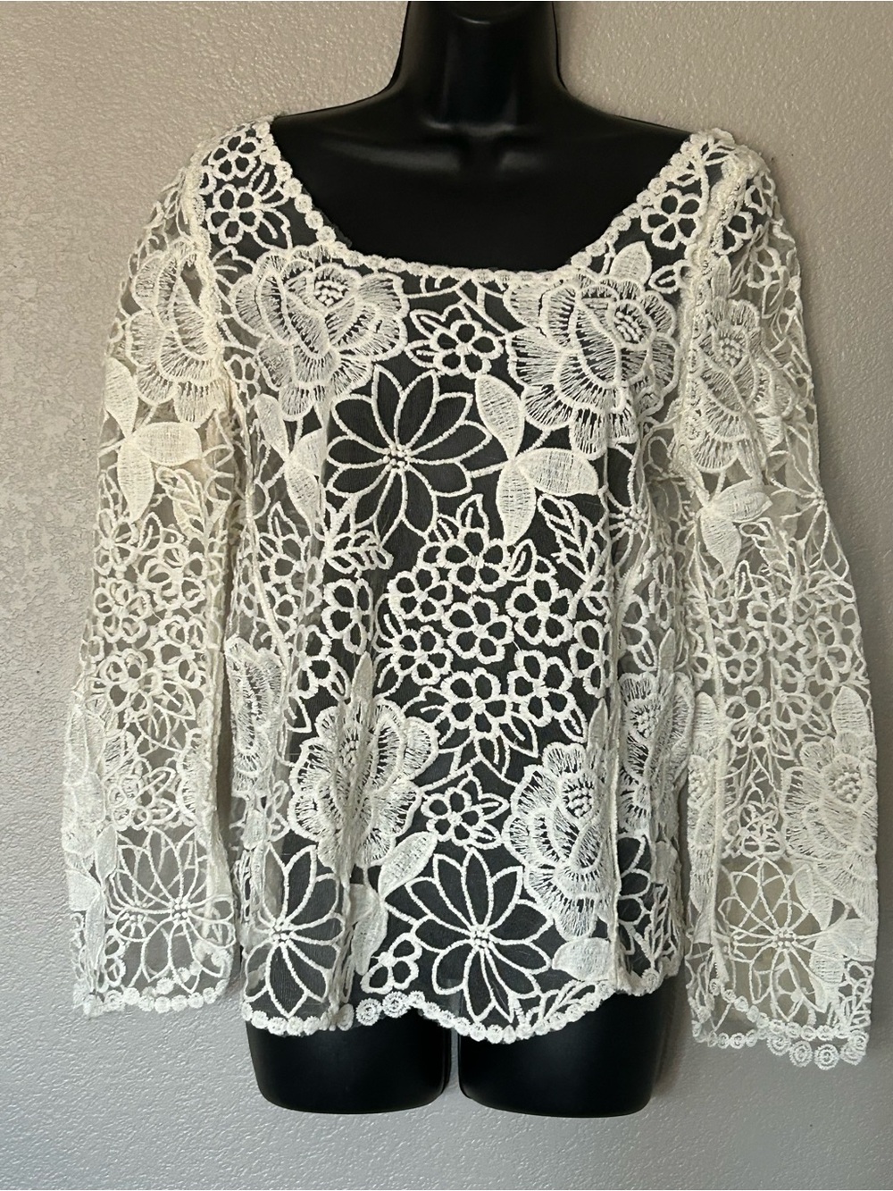 Banana U.S.A. Sheer Knit Crochet Boatneck Floral Cotton Top BOHO Sz M